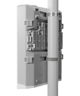 NetFiber 9 MikroTik kültéri switch