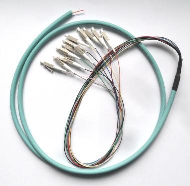 Optikai pigtail LC/UPC MM OM3 0,9mm 1.5m BG 12db